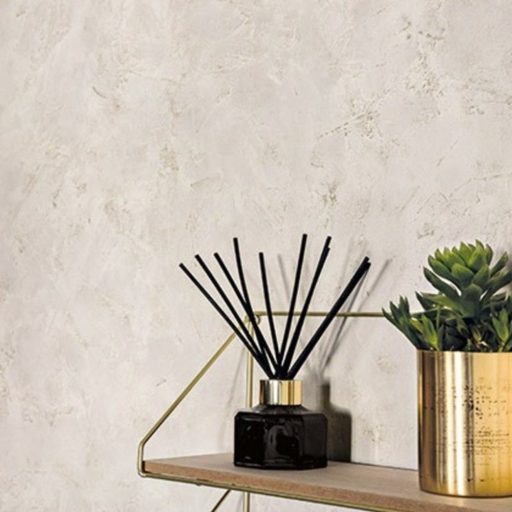 Valósághű megjelenésű nyers patinás vakolat/beton minta bézs és arany tónus fémes hatás tapéta