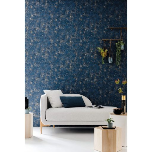 Valósághű megjelenésű nyers patinás vakolat/beton minta éjkék és arany tónus fémes hatás tapéta