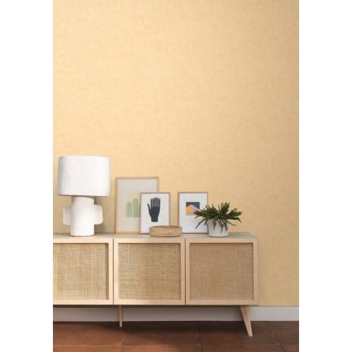 Betonhatású enyhén texturált minta gyönyörű effektek őszibarackszín tónus tapéta