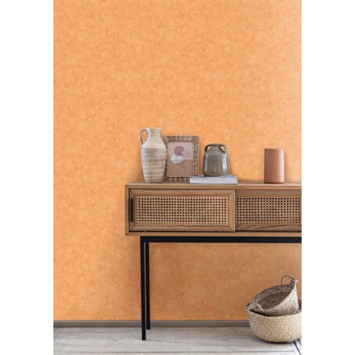 Betonhatású enyhén texturált minta gyönyörű effektek narancs/terrakotta tónus tapéta