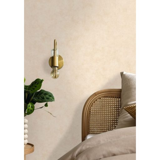 Betonhatású enyhén texturált minta fémes irizáló elemekkel fátyolos írisz tónus tapéta