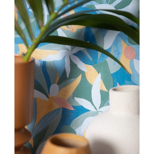 Fény és perspektíva lenyűgöző játéka - expresszionista növényi megjelenítés világos és kobaltkék sárga fehér korall tapéta