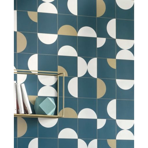Geometrikus irányzat kékben - változatos körívek négyzetekben zöldeskék fehér fémes arany tapéta