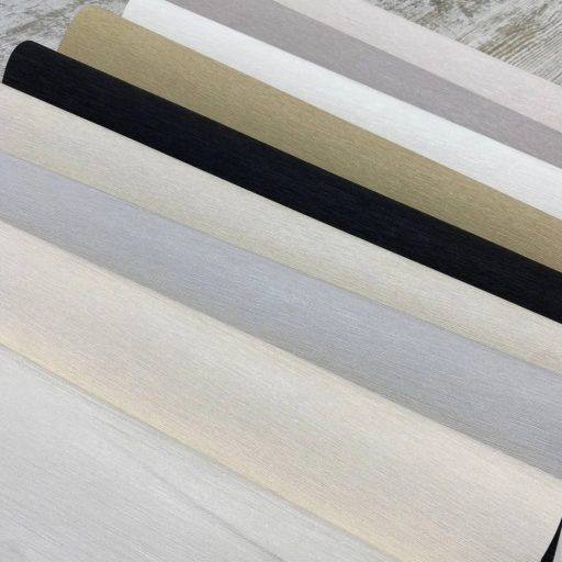 Strukturált egyszínű minta finom vonalkázással világos szürkésbézs tónus tapéta