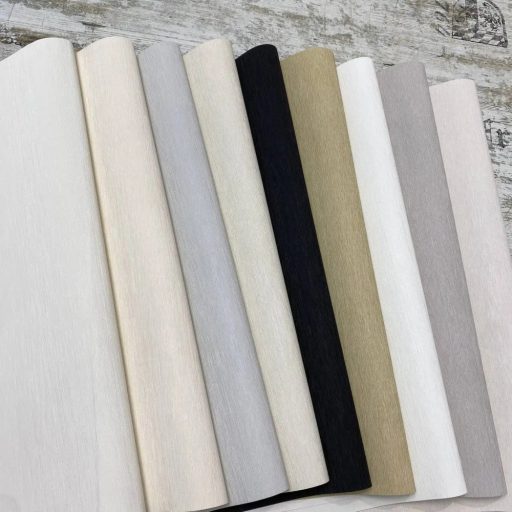 Strukturált egyszínű minta finom vonalkázással világos szürkésbézs tónus tapéta