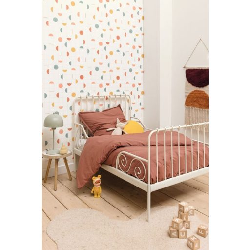 Körök és félkörök vonalak közé rendezve harmonikus geometrikus minta fehér szines fémes hatás tapéta