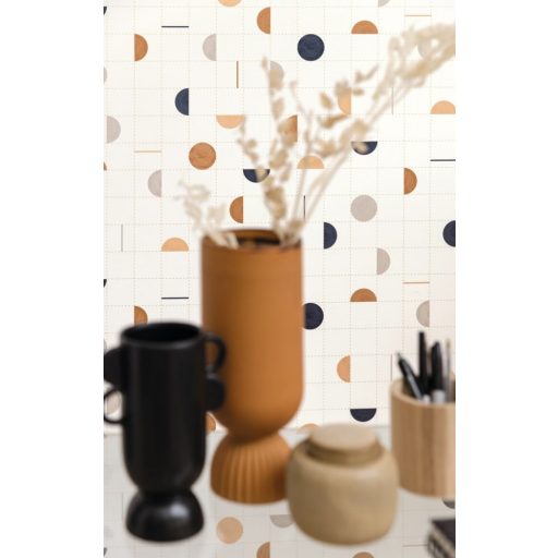 Körök és félkörök vonalak közé rendezve harmonikus geometrikus minta fehér éjkék bézs narancs arany fémes hatás tapéta