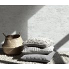 Antik hatású natur fal szürkésfehér szürke és kékes szürke tapéta