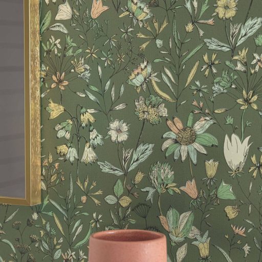 Herbárium! Mezei vadvirágok és pitypangok botanikai mintája angolzöld pasztellsárga krém halvány narancs és friss zöld tónus tapéta