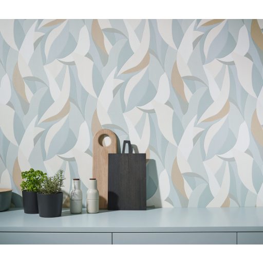 Absztrakt levélmintára emlékeztető grafikus design törtfehér kék zöld és arany tónus fémes hatás tapéta