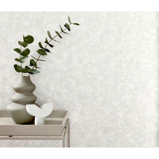 Szabálytalan körök grafikus mintája beton háttéren törtfehér és fehérezüst tónus fémes hatás tapéta