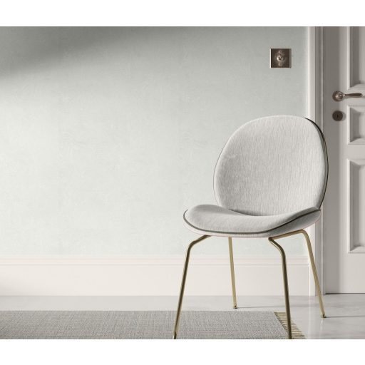 Különböző grafikai formák márványhatású megjelenése fehér és világosszürke tónus fémes hatás tapéta