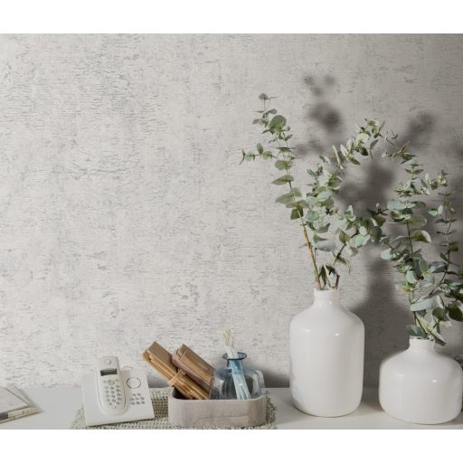 Modern (shabby) kopott felületű strukturált beton mintázat szürke és ezüst tónus fényes mintarészletek tapéta