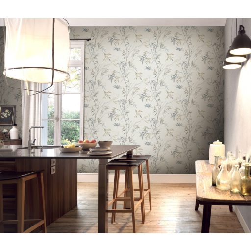 Akvarell megjelenésű filigrán bambusz ágak és levelek krémfehér bézs és szürke tónusok tapéta