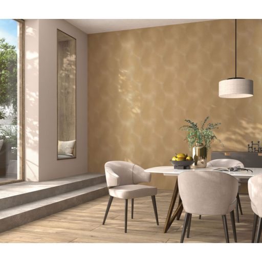 Ecsetvonásokkal kialakított anyagában mintás absztrakt design arany tónus finom mintafény tapéta