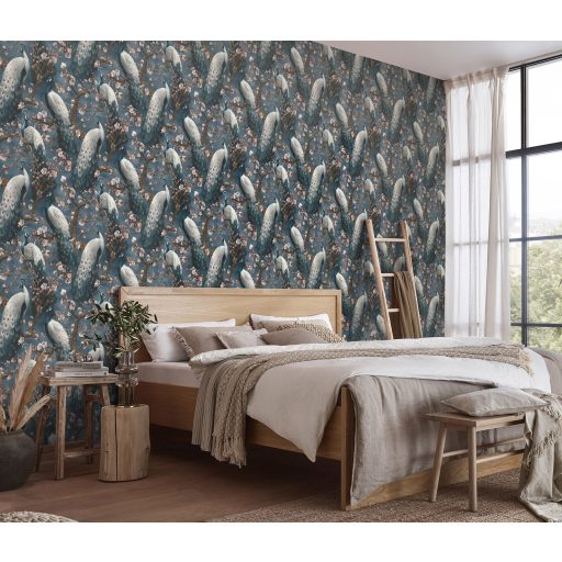 Fenséges pávák tündökölnek cseresznyevirág ágakon kék barna rózsaszín szürke és fehér tónus tapéta