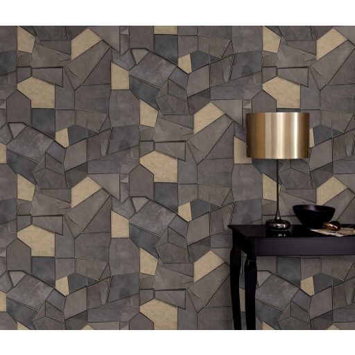 Mozaikszerűen összeállított háromdimenziós geometriai minta sötétszürke szürkésbarna és arany/bézsarany tónus tapéta