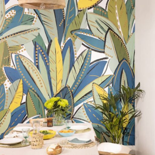 Találkozó az áthatolhatatlan dzsungelben dús növényzet között "S" fehér zöld tengerészkék és sárga tónus arany pöttyök falpanel