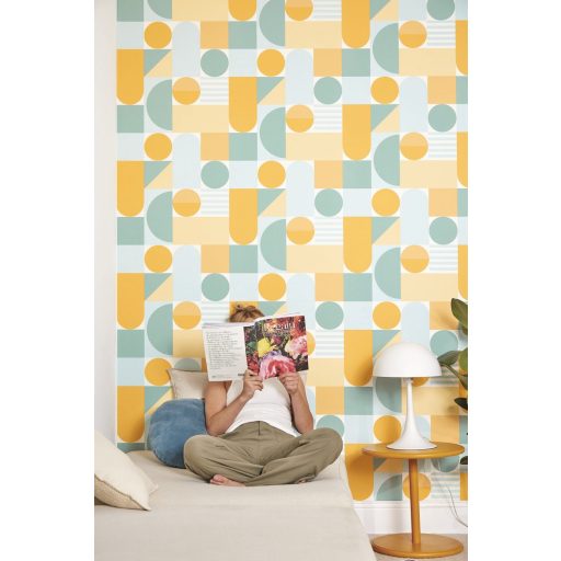Bauhaus ihletésű grafikus fali dekoráció purista mértani elemekkel fehér sárga és világos türkiz/zöldeskék tónus tapéta