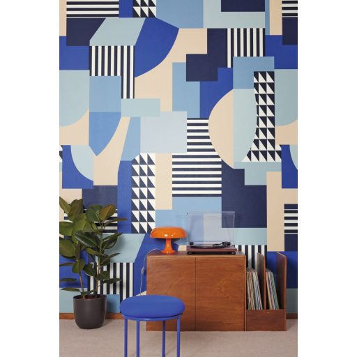 Vigyázat nagyfeszültség! Elektromosság forr a levegőben - Patchwork geometrikus motívum "M" fehér bézs kék fekete és elektrokék falpanel