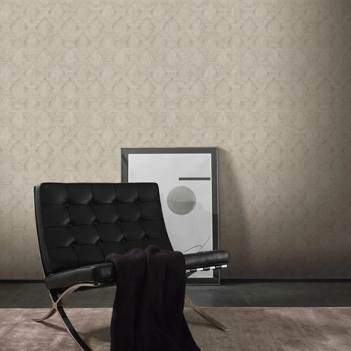 Rombusz és halszálka mintázat találkozása - texturált geometriai elegancia krém bézs és szürkésbézs tónus tapéta