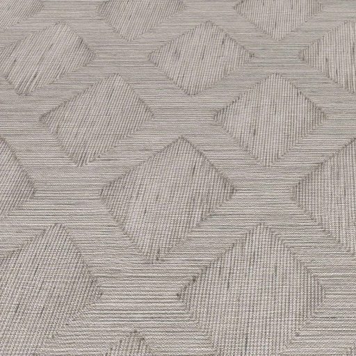 Rombusz és halszálka mintázat találkozása - texturált geometriai elegancia bézs és szürkésbarna tónus tapéta
