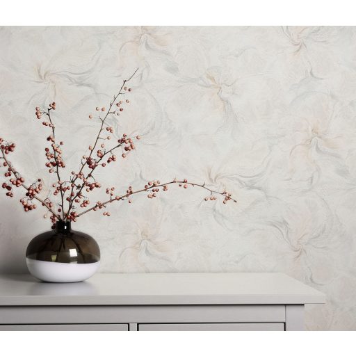 Szinte láthatatlan finoman rajzolt akvarell virág/szirom motívum krémfehér lágy bézs pezsgő és gyöngyház tónus csiilogó hatás tapéta