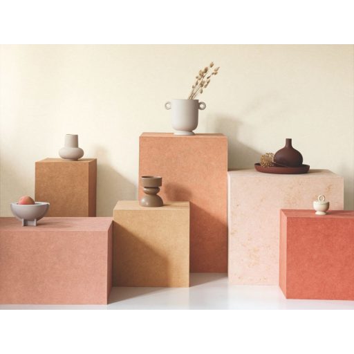 Jellegzetes szemcsézetű kerámiára hasonlító strukturált egyszínű minta ecru tónus tapéta