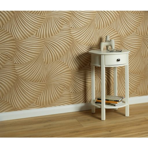 Ívelt sávokból építkező mozgás illúziót keltő dinamikus 3D minta meleg bézs aranybarna és arany tónus fémes hatás tapéta