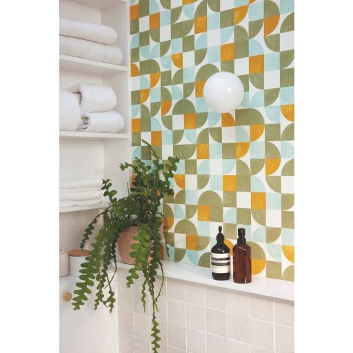 Vidám geometriai minta hangulatos tónusban retro érzettel fehér khakizöld narancs és vízzöld tapéta