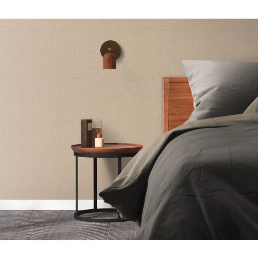 Homogén és részletgazdag egyszínű keresztirányú szövésminta meleg bézs/homokbarna tónus tapéta