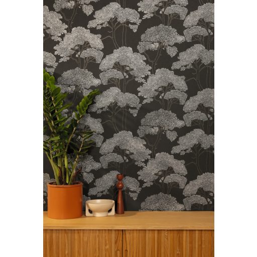 Mediterrán fenyőerdő újragondolt stilizált grafikus megjelenítésben fekete törtfehér és arany tónus finom mintafény tapéta