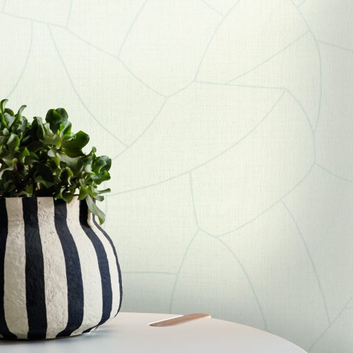 Eklektikus és autentikus kompozíció egyedi raffia textúrával fehér/törtfehér bézs és szalmaszín tónus tapéta