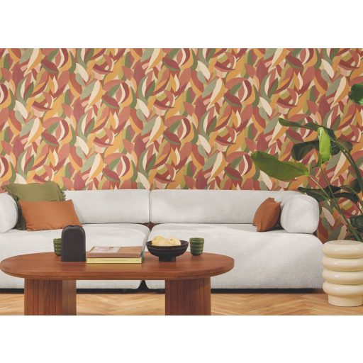 Absztrakt művészi levelek dinamikus és karakteres mintája krémfehér terrakotta olívzöld és mustársárga tónus tapéta