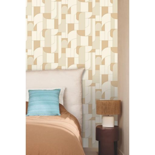 Art Deco vonalvezetésű absztrakt építészeti látomás krémfehér/krém tejeskávé és homokszín tónus fémes hatás tapéta