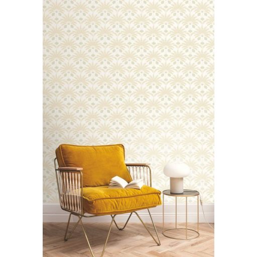 Stilizált pálmalevél motívum - ötvözi a trópusi bujaságot a kor szellemével krémfehér bézs szürkészöld és arany tónus fémes hatás tapéta