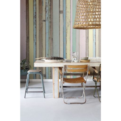 Valósághű szines koptatott deszkapalánk minta rózsaszín kék sárga és zöld tónus falpanel