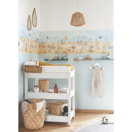 Víz alatti élővilág fantasztikus kompozíció korallok medúzák polipok halak-halrajok vízkék sárga és sokszínű tónus bordűr