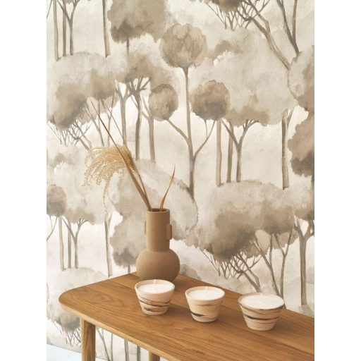 Fenyők akvarell sziluettje japános lágy álomszerű megjelenésben vakolat háttéren lenszín barna és szürkésbarna tónus tapéta