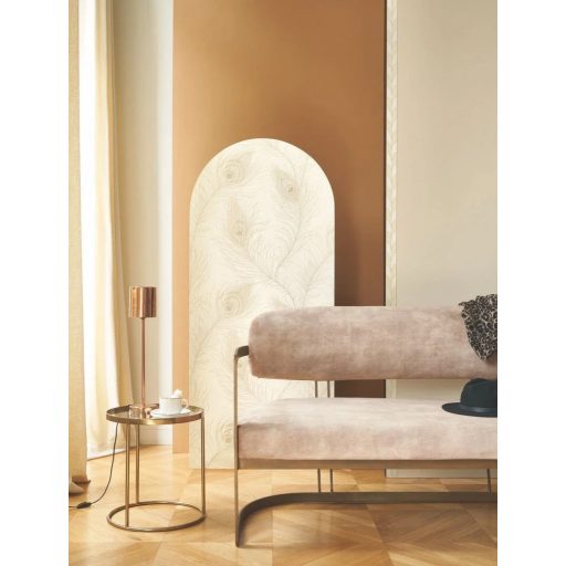 Boák legyezők és tollas fejdíszek ihlette művészi tollmotívum krémfehér bézs és bézsarany tónus irizáló hatás tapéta