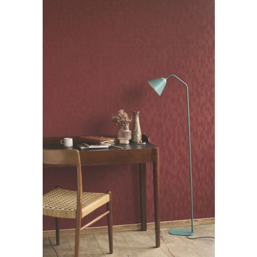 Vizuális csemege! Kifinomult stilizált texturált kis levélmintázat amarena (meggypiros) és arany tónus tapéta