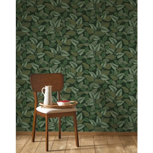 Brazil esőerdő lombkoronája grafikus levélmotívum formájában símul a falra lombzöld olívzöld bézs és törtfehér tónus tapéta