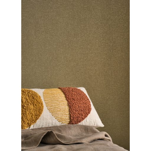 Finom plumetis minta - apró domborodó összekapcsolt elemek játékos textúrája dohánybarna zöldesbarna és arany tónus finom fény tapéta