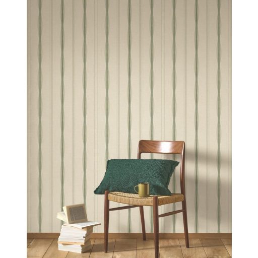 Klasszikus csíkozás újjászületése - organikus ritmus és kézműves mélység krémfehér bézs zsályazöld és sötétszürke tónus tapéta