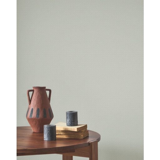 Időtálló halszálka minta modern és elegáns interpretációban hamvas celadonzöld/szürkészöld tónus tapéta