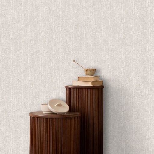 Kopott szőnyegre emlékeztető szabálytalan változatos árnyalatú négyzetek mintája krémszín és finom bézs tónus tapéta