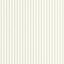 Keskeny csíkozású gyerekszobai minta halvány mandulazöld és krémfehér tónus tapéta