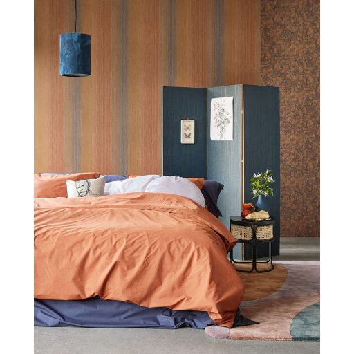 Eijffinger MUSEUM 307313 Csíkos színátmenetes finom csíkozás sárga barna vörös vörösesbarna tapéta