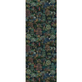   Varázslatos keleti panoráma - Darvak a kézzel festett fák és növények között sötétkék zöld kék és sokszínű tónus falpanel