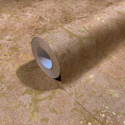 Vintage damaszt barokk minta kopottas beton háttéren barna arany és rézszín tónus fénylő mintarajzolat tapéta